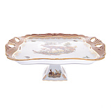 Блюдо квадратное на ножке Queen's Crown Aristokrat Охота бежевая 34*29см
