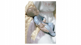 Фигурка Lladro Добро пожаловать в нашу семью 18х22 см