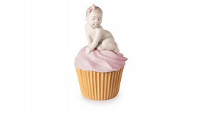 Фигурка Lladro Мой сладкий капкейк, девочка 8х14 см, фарфор