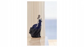 Фигурка Lladro Девушка с розой 16х18х33 см, фарфор